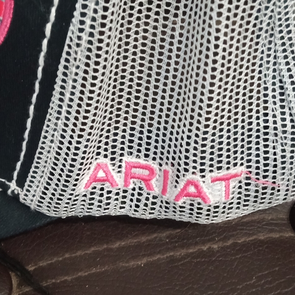 Ariat Black and Pink Kids Cap - Picture 5 of 6